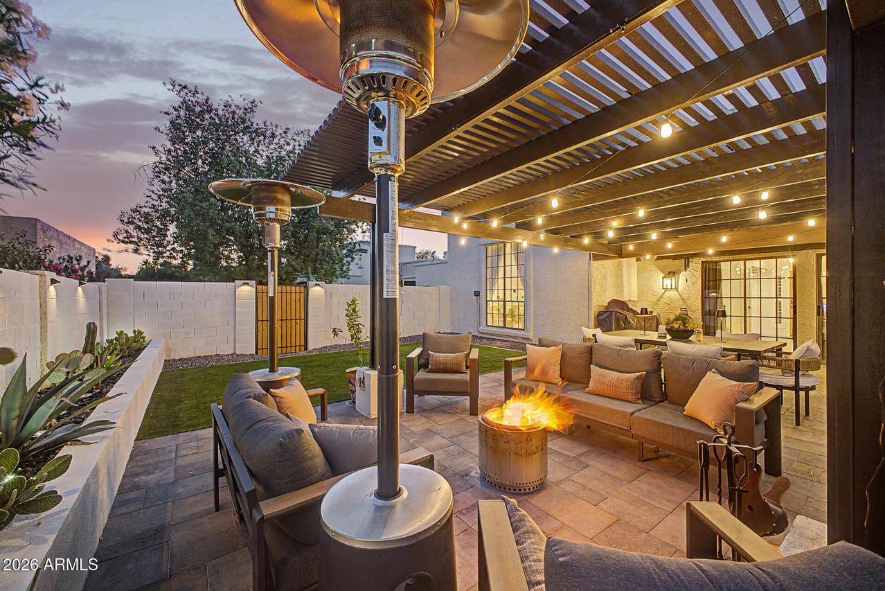 1843 E Vinedo Ln., Tempe, AZ 85284