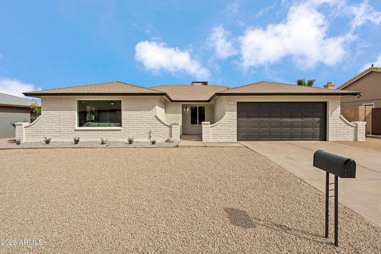 4309 E Western Star Blvd., Phoenix, AZ 85044
