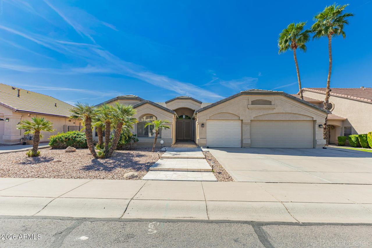 891 E Gail Dr., Gilbert, AZ 85296