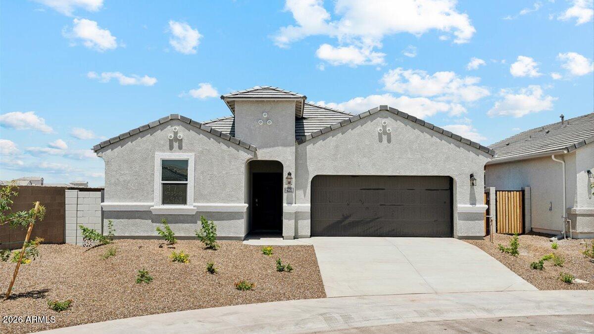1574 E Currier Dr., Casa Grande, AZ 85122