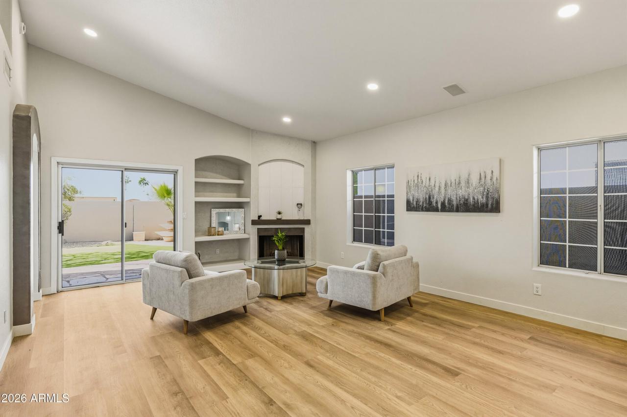 2907 E Nisbet Ct., Phoenix, AZ 85032