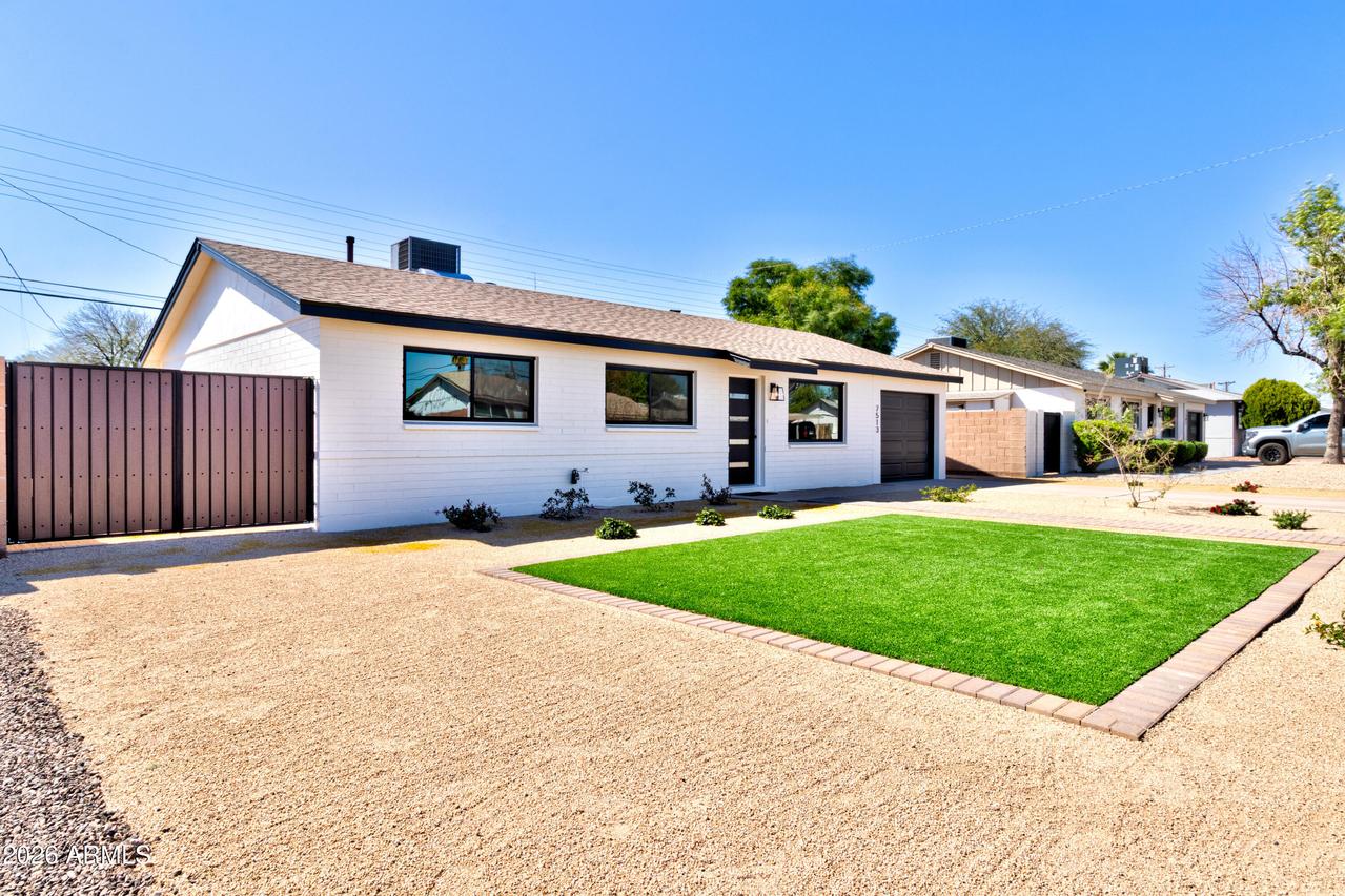 7513 E Roosevelt St., Scottsdale, AZ 85257