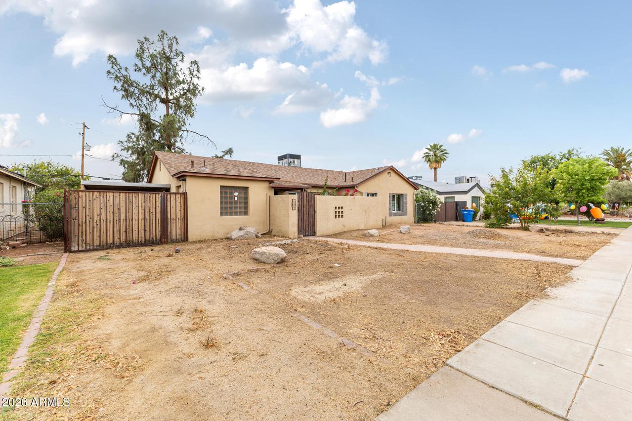 1423 E Coronado Rd., Phoenix, AZ 85006