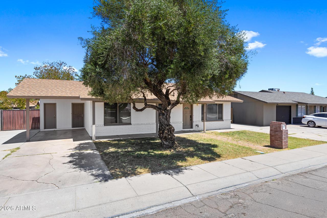 670 E Laredo St., Chandler, AZ 85225