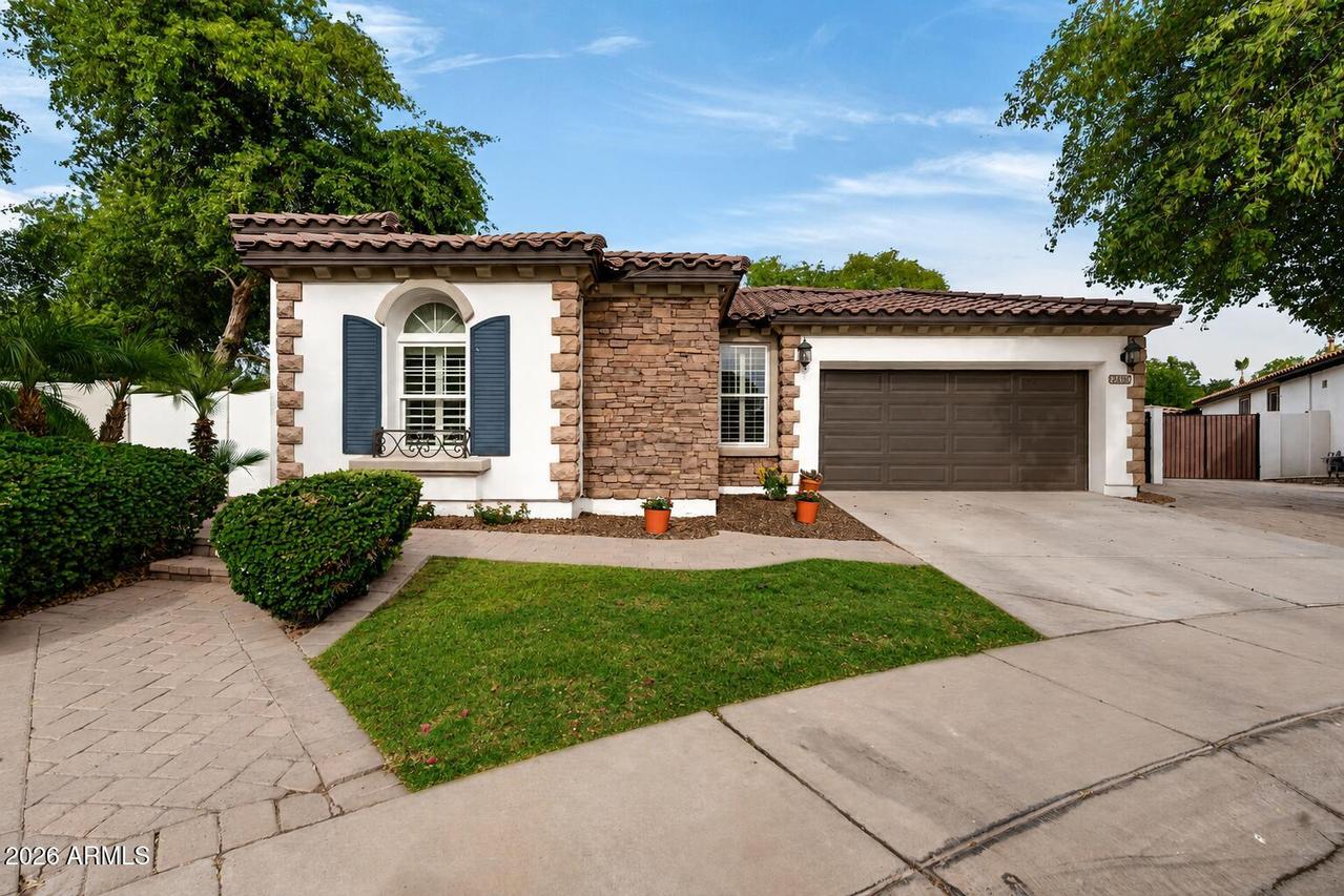 2480 E Honeysuckle Pl., Chandler, AZ 85286