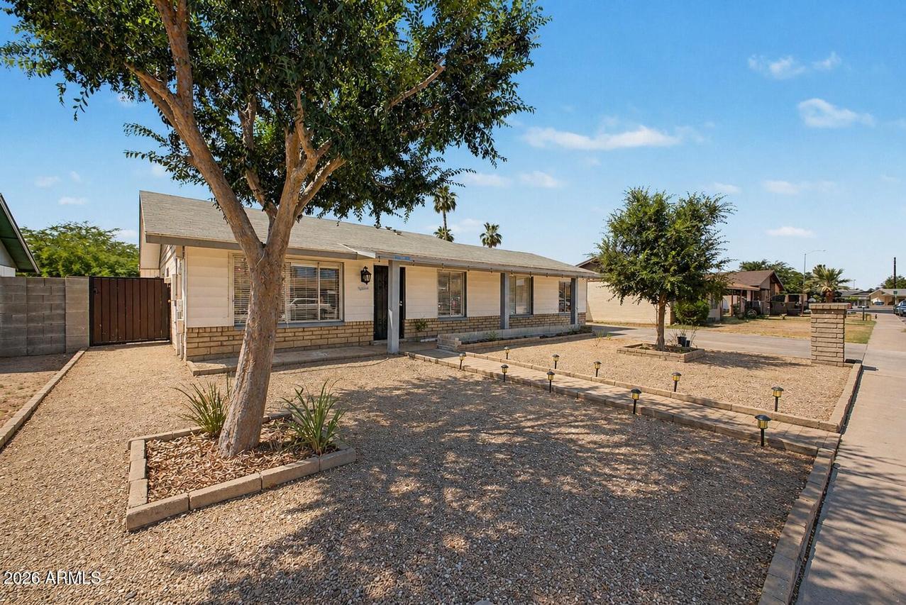 701 W Emelita Ave., Mesa, AZ 85210