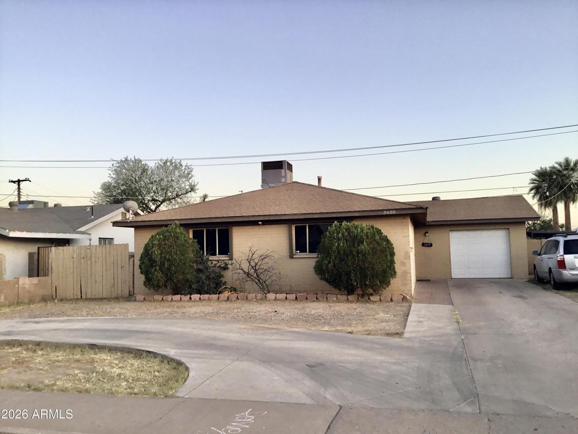 5439 W Osborn Rd., Phoenix, AZ 85031