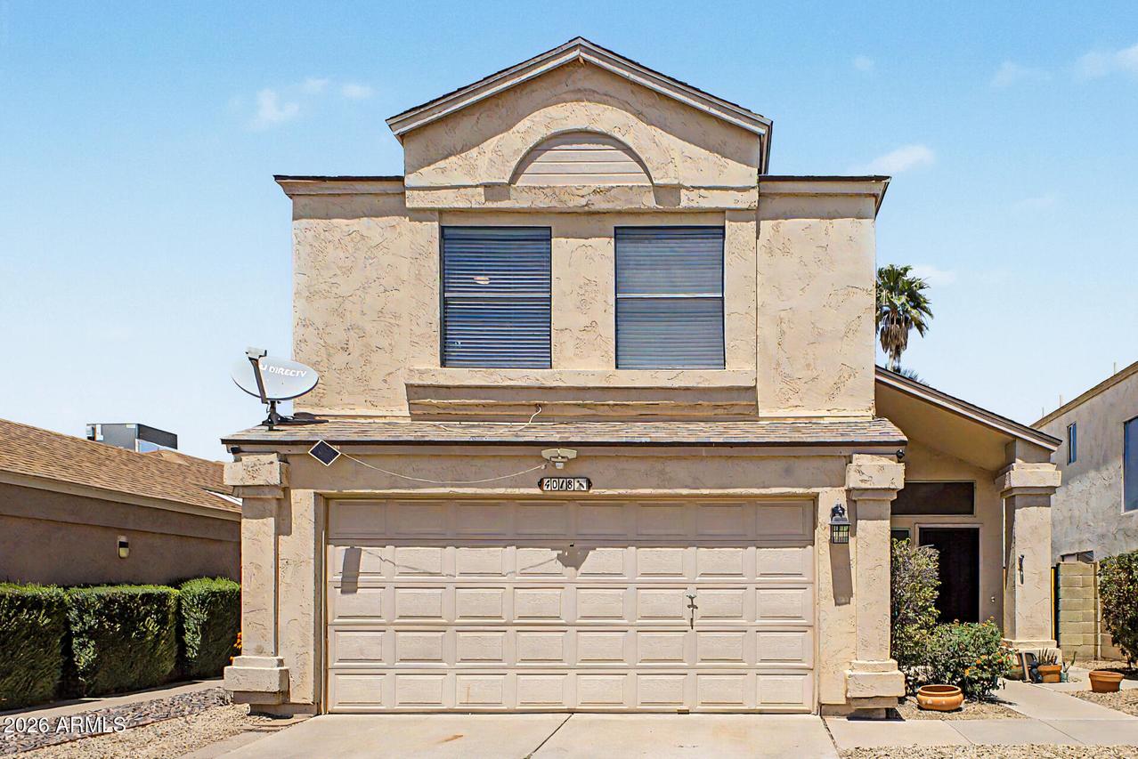 4018 W Camino Vivaz, Glendale, AZ 85310