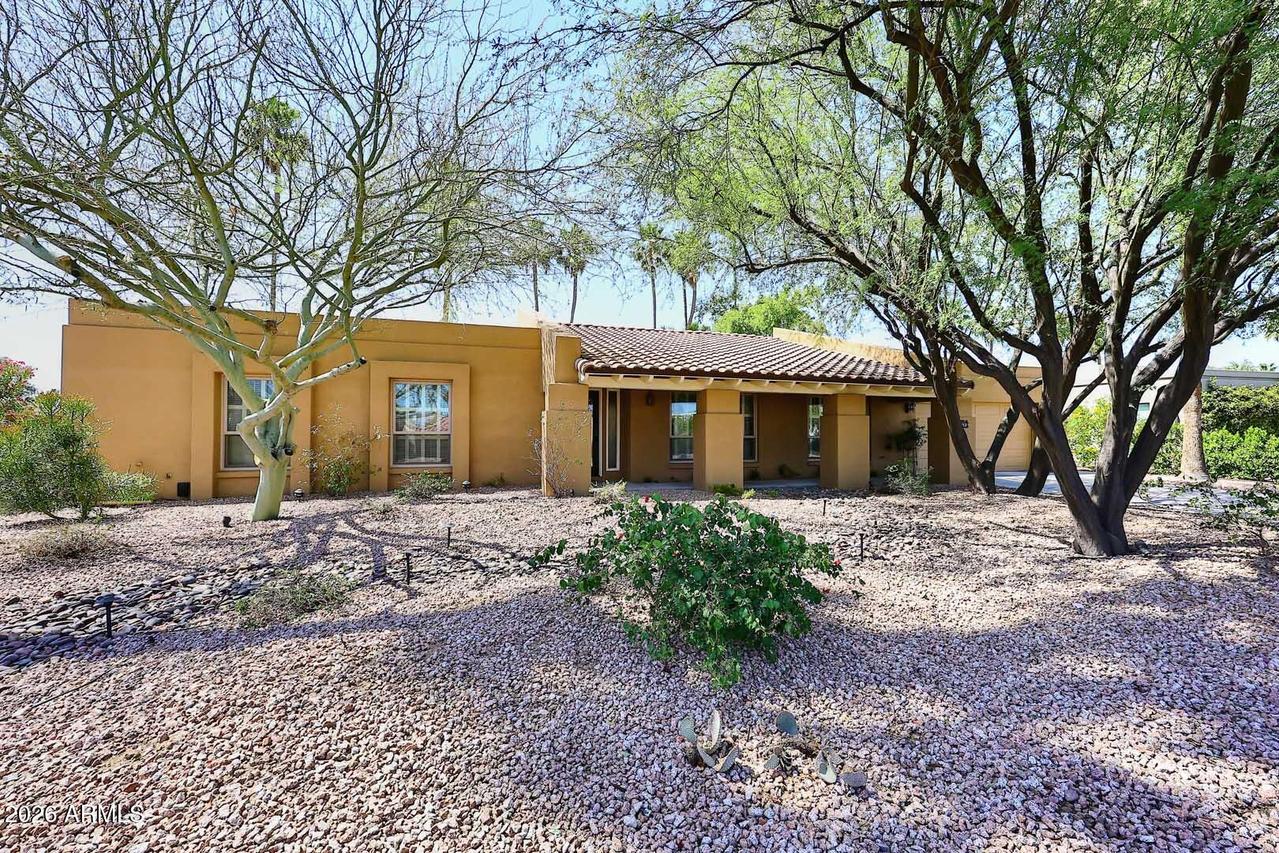 8113 E Del Caverna Dr., Scottsdale, AZ 85258