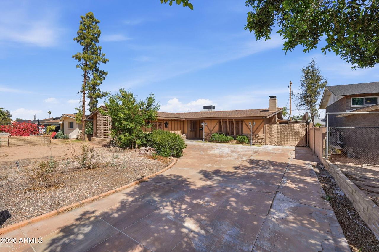 224 E La Jolla Dr., Tempe, AZ 85282