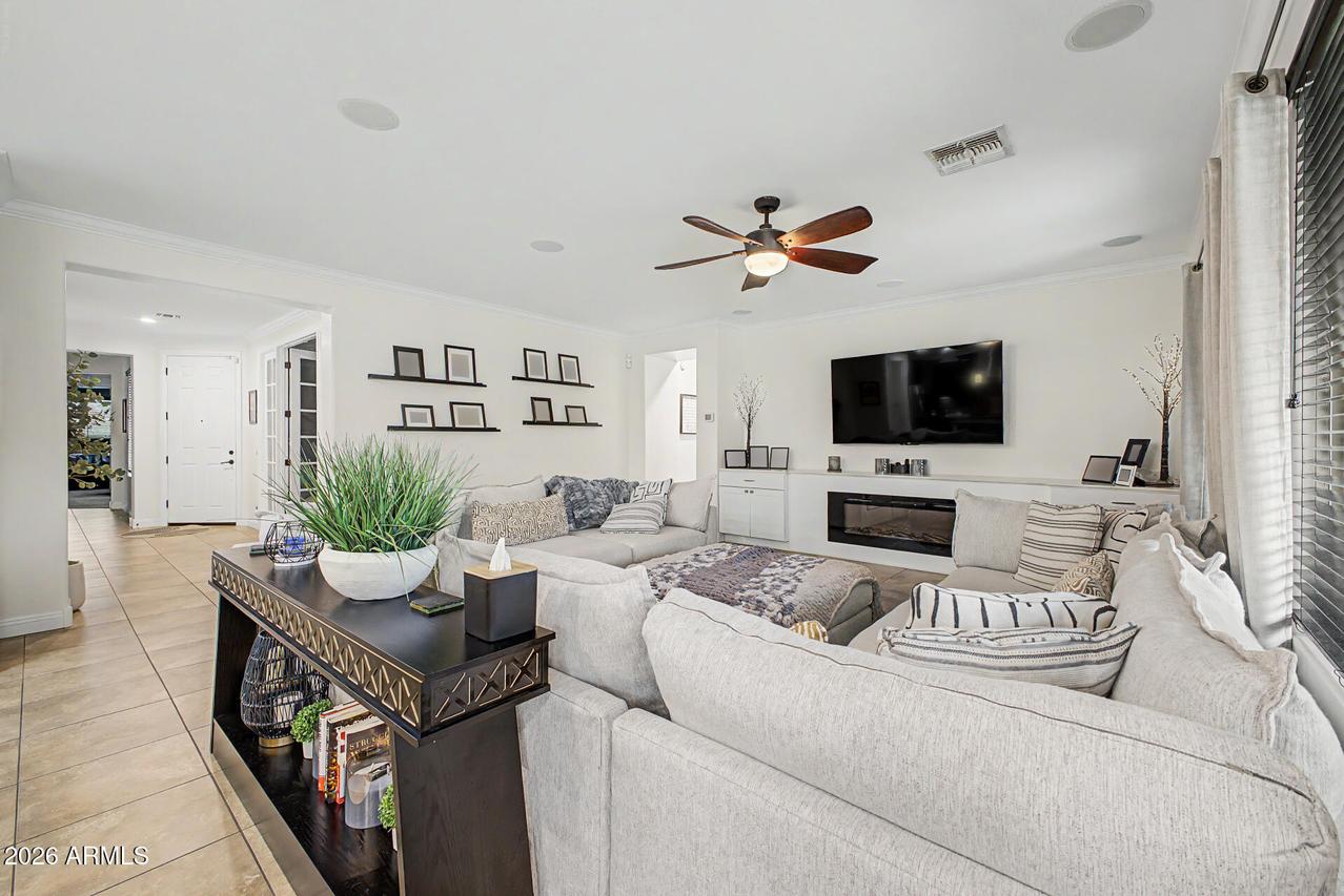 10453 W El Cortez Pl., Peoria, AZ 85383
