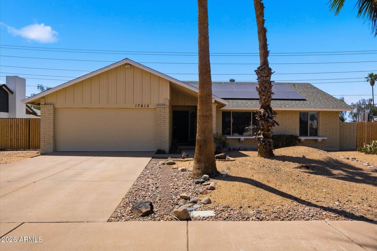 17612 N 34th Ln., Phoenix, AZ 85053