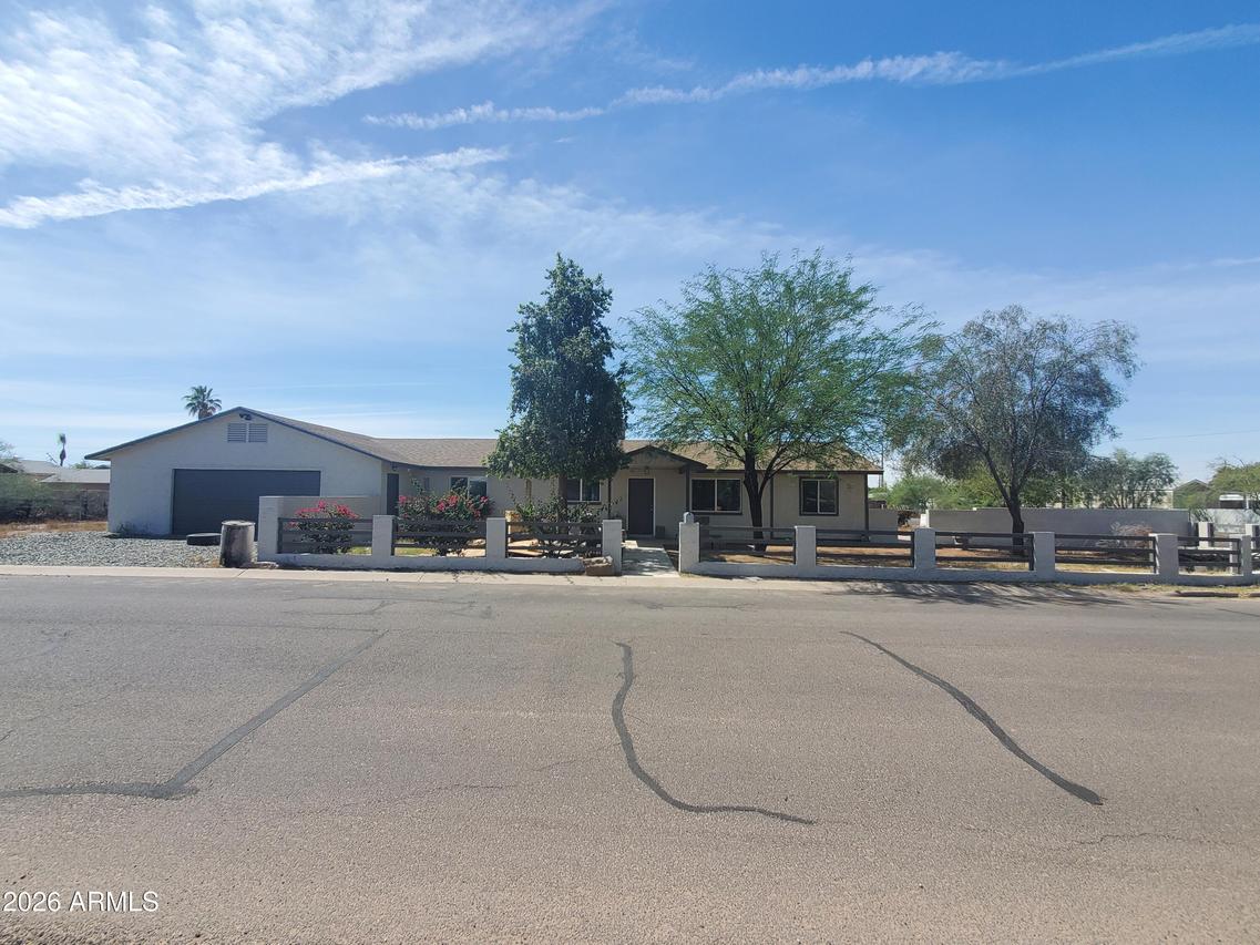 2185 W Greasewood St., Apache Junction, AZ 85120