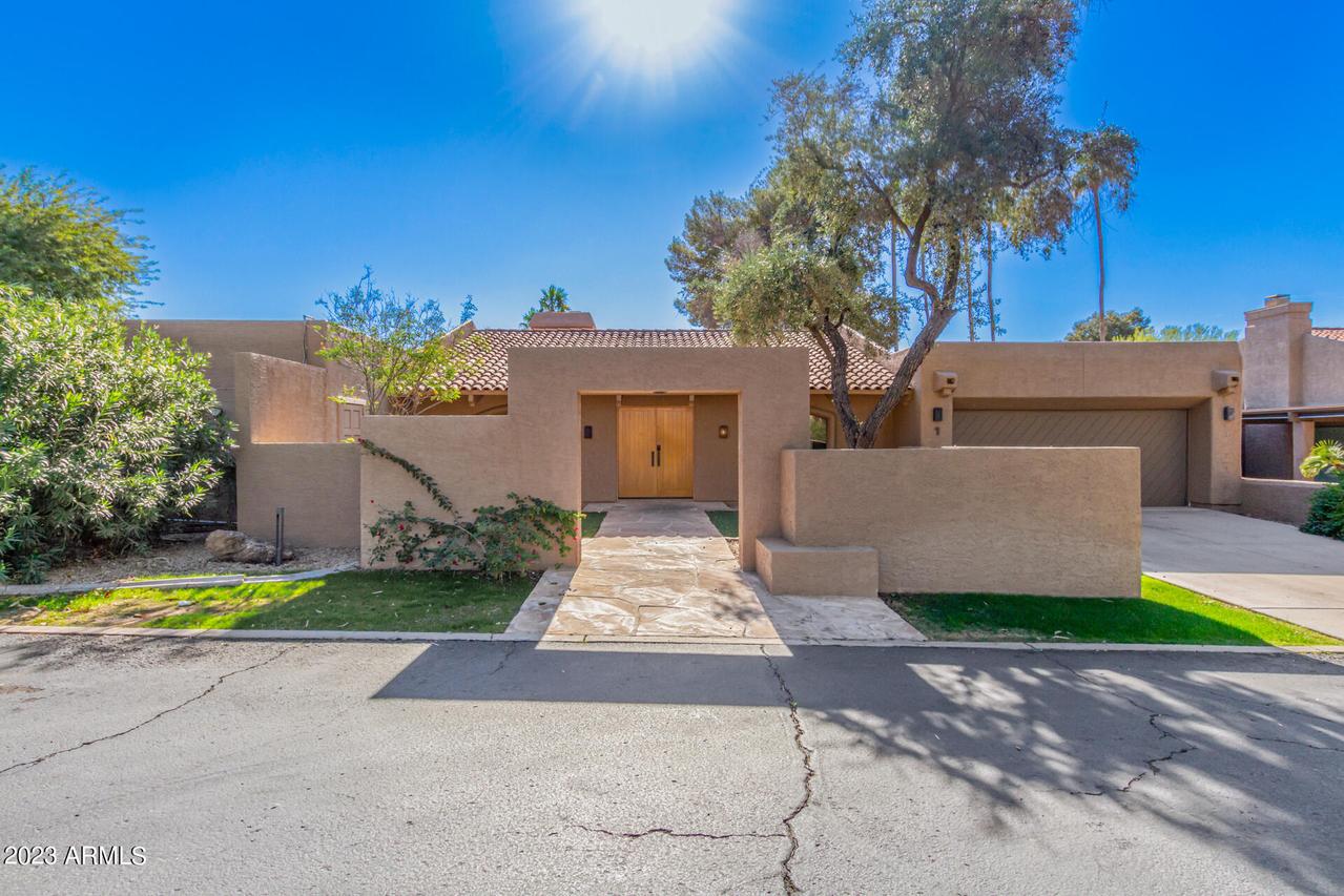 4450 E Camelback Rd. #1, Phoenix, AZ 85018