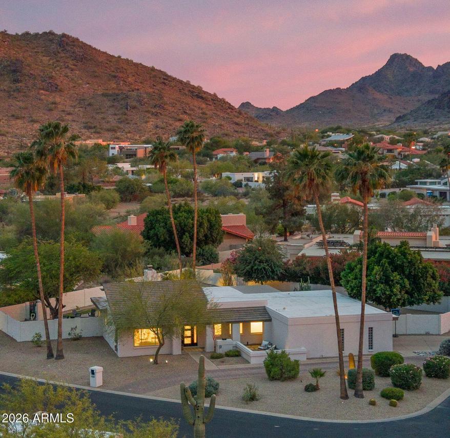 4301 E Mountain View Rd., Phoenix, AZ 85028