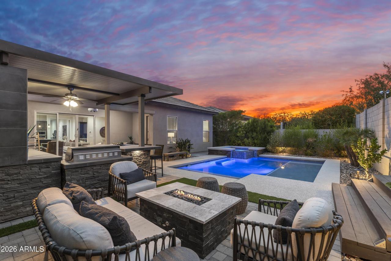 6514 E Libby St., Phoenix, AZ 85054