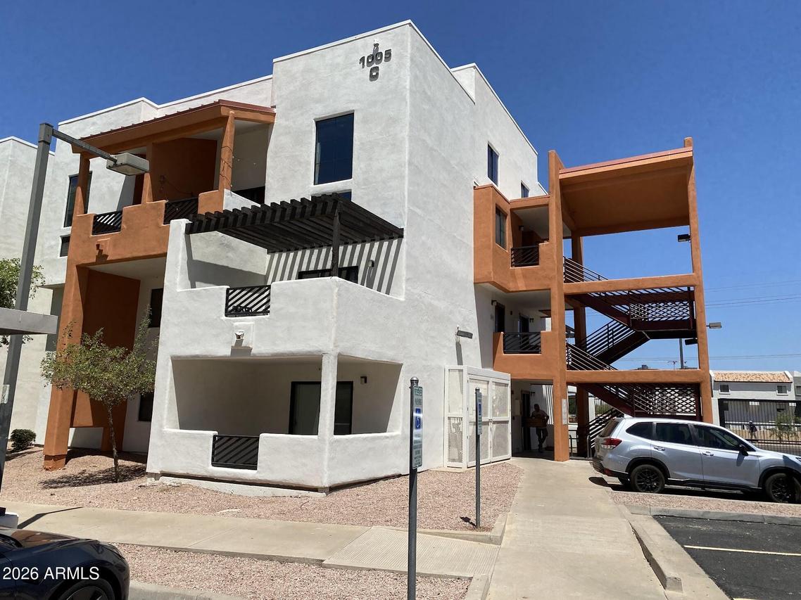 1005 E 8th St. #1008, Tempe, AZ 85281