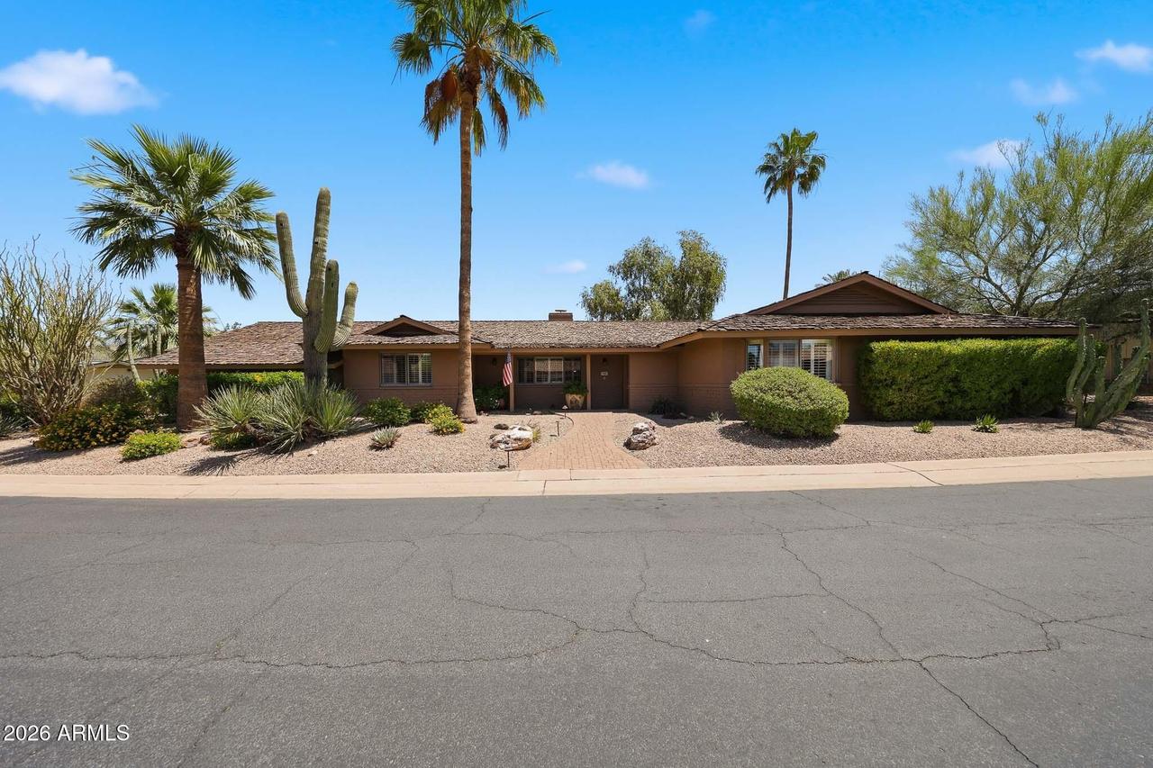 5525 E Lincoln Dr. #105, Paradise Valley, AZ 85253