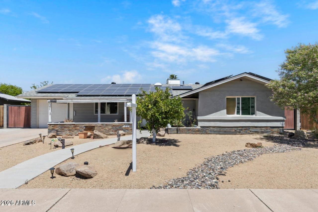 10120 W Riviera Dr., Sun City, AZ 85351