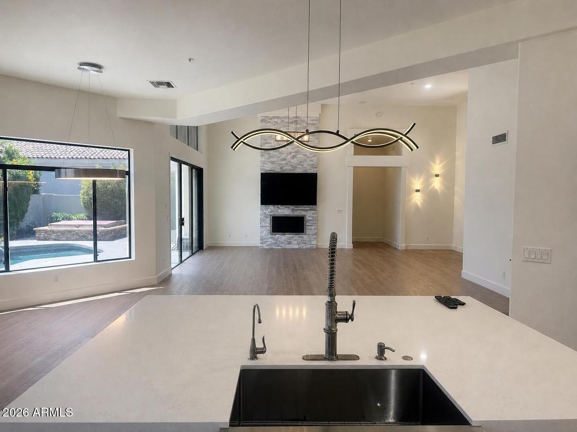 7417 E Cochise Dr., Scottsdale, AZ 85258