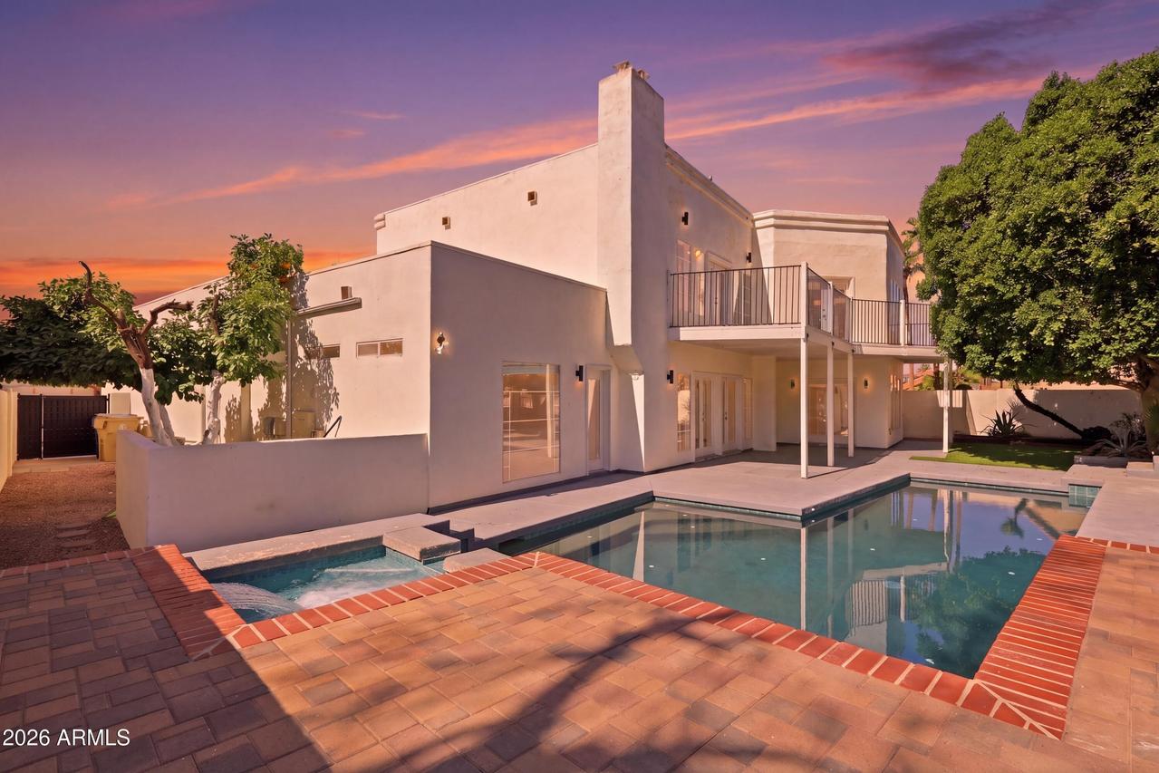 7646 W Julie Dr., Glendale, AZ 85308
