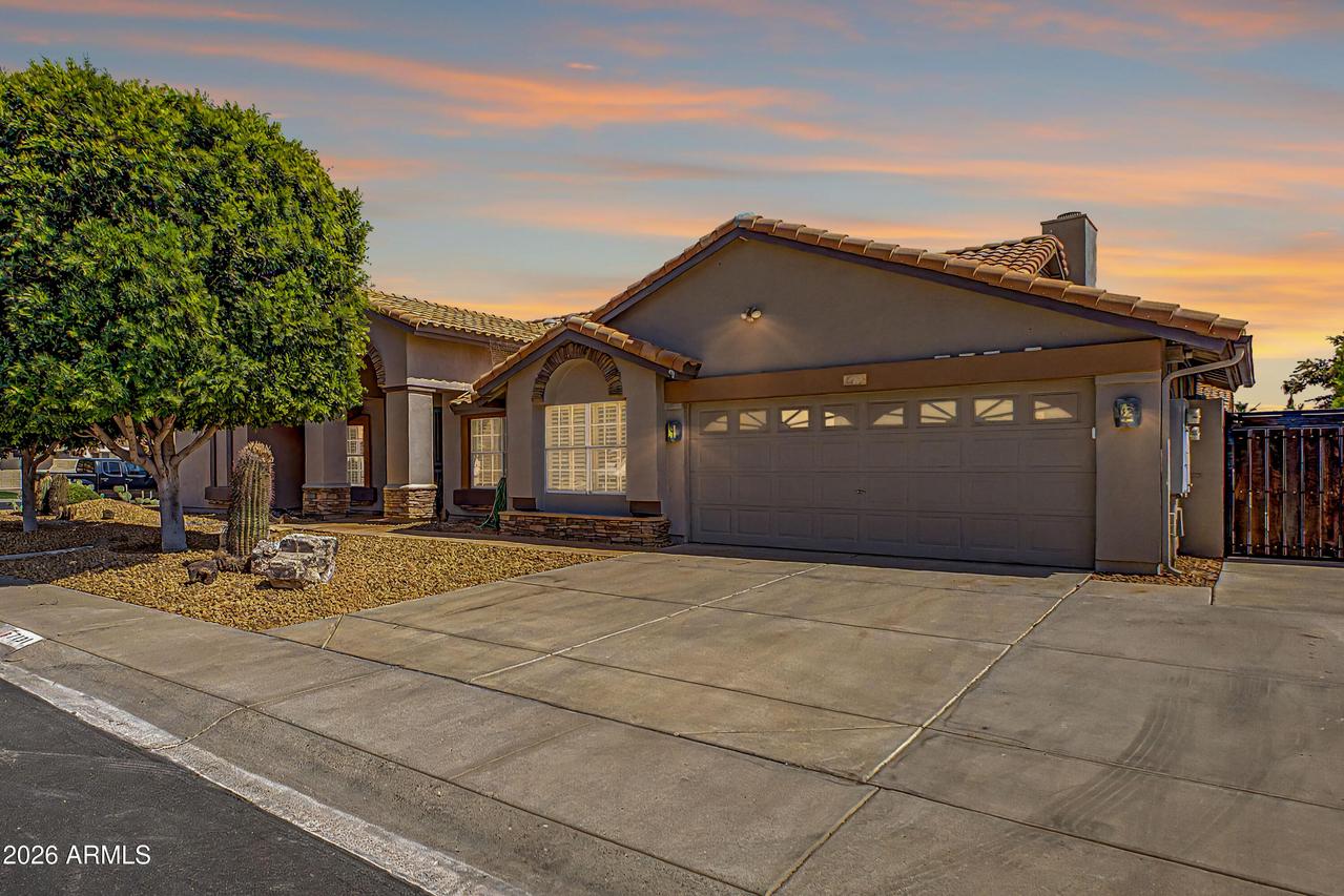 7131 W Voltaire Ave., Peoria, AZ 85381