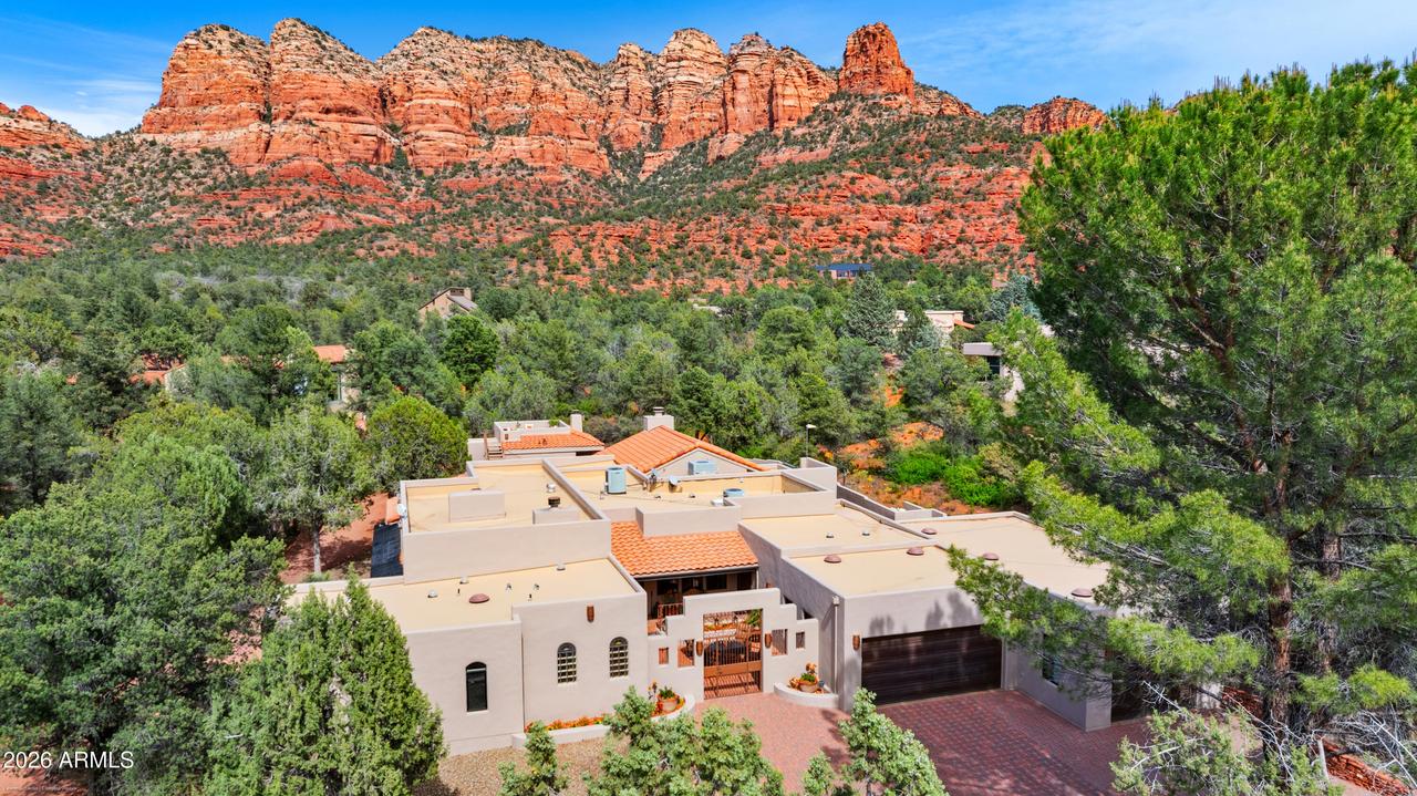 30 Navajo Tr., Sedona, AZ 86351