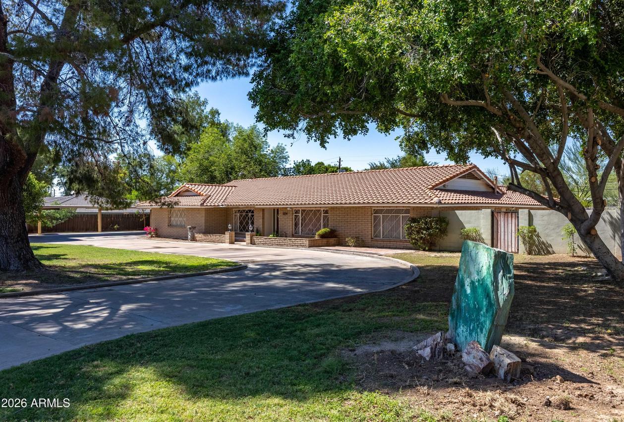 2234 E Missouri Ave., Phoenix, AZ 85016