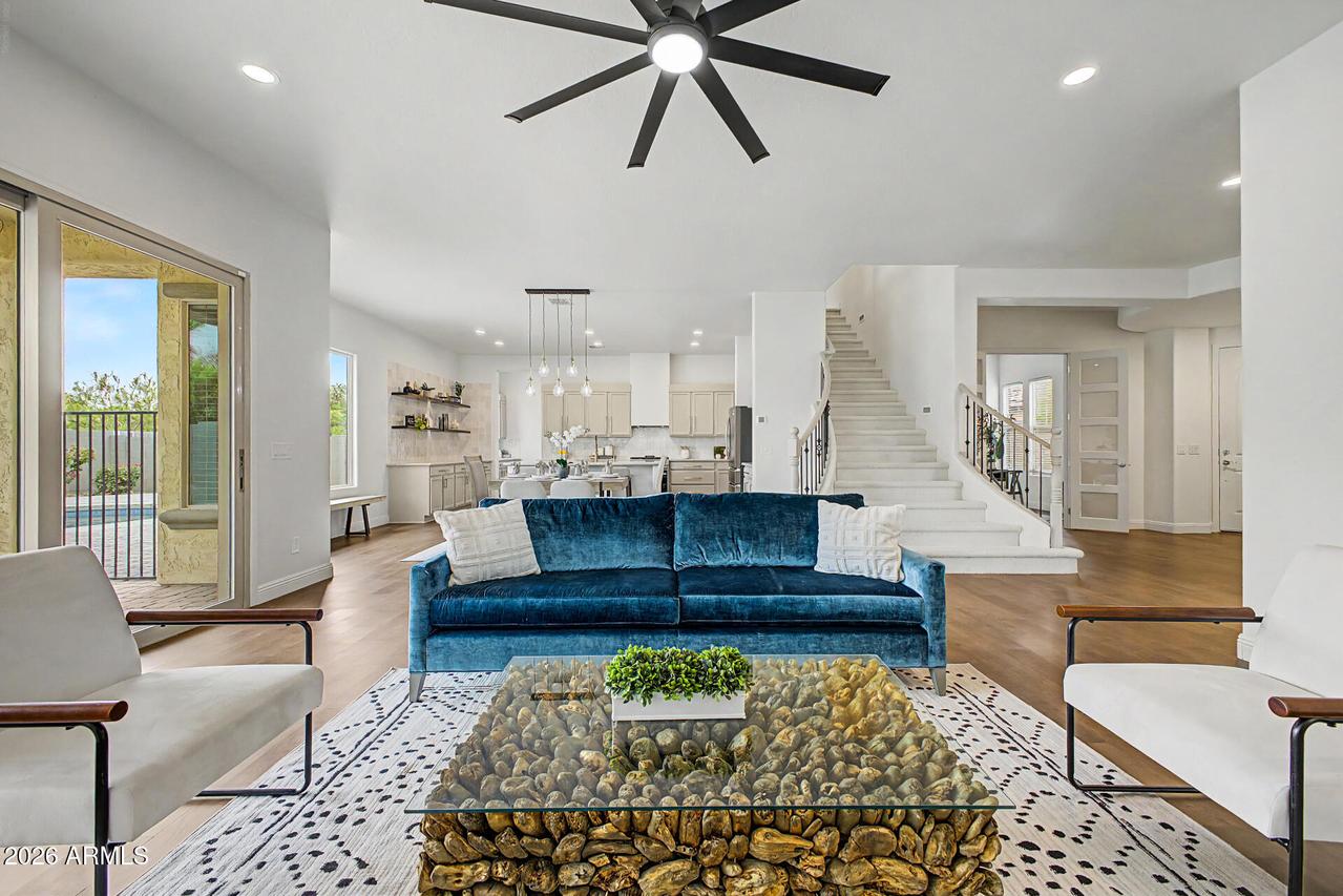 8539 W Midway Ave., Glendale, AZ 85305