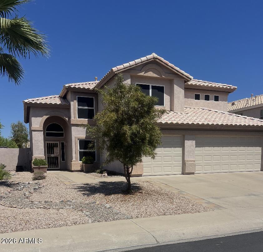 6624 W Louise Dr., Glendale, AZ 85310