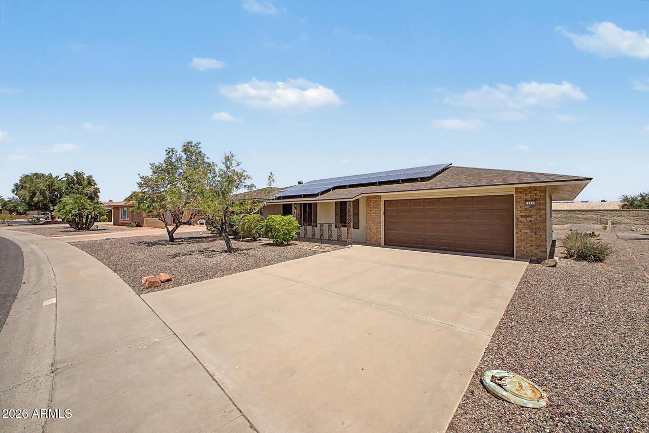16213 N Meadow Park Dr., Sun City, AZ 85351