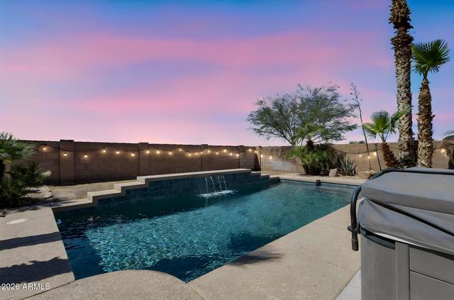 New Homes with Master Bedrooms on the 1st Floor in Anthem at Merrill Ranch: April 25th to May 1st
