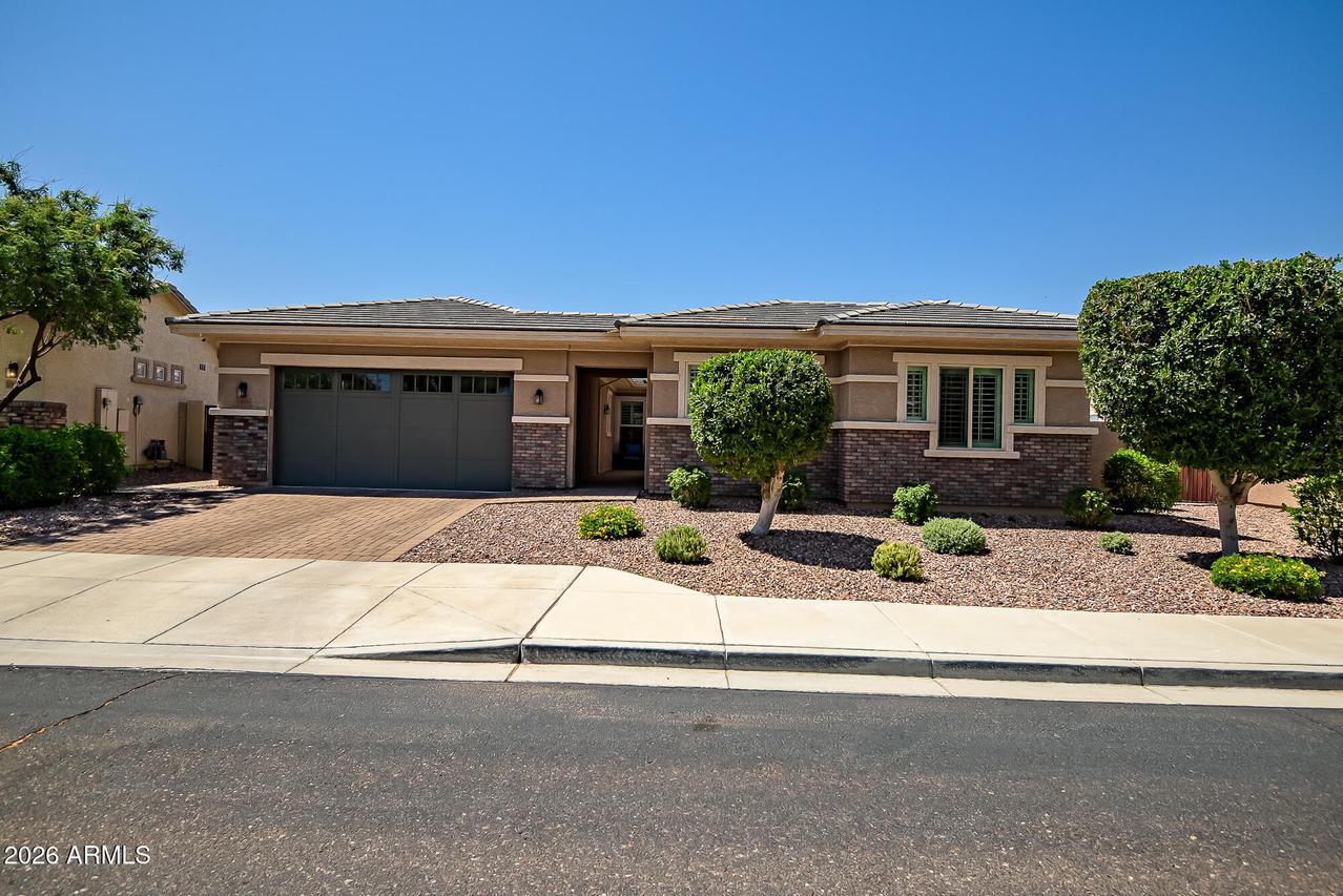 10089 W Jasmine Tr., Peoria, AZ 85383