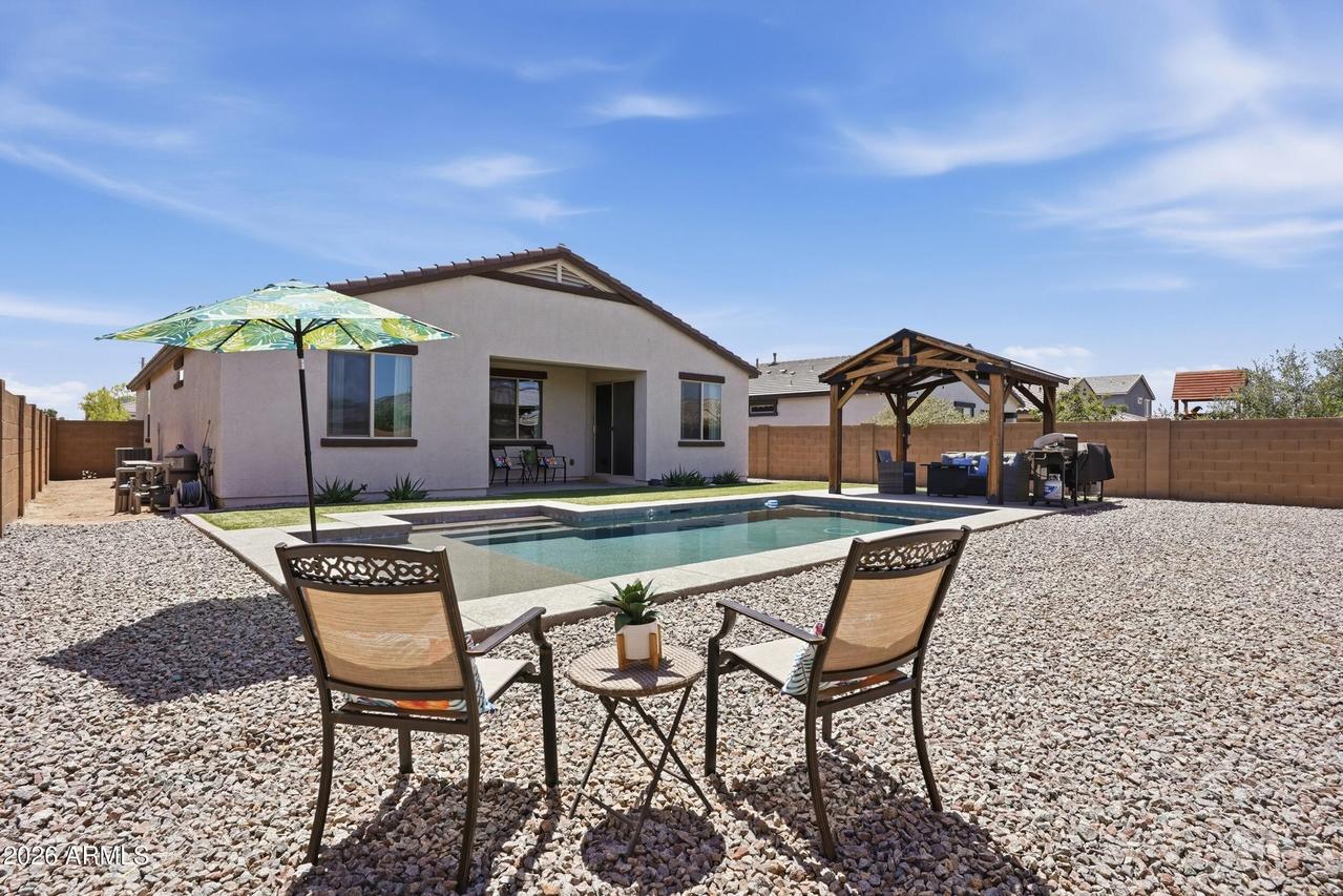 628 W White Sands Dr., San Tan Valley, AZ 85140