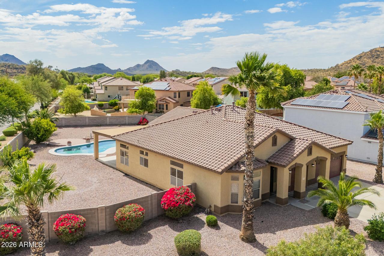 28206 N 31st Ave., Phoenix, AZ 85083