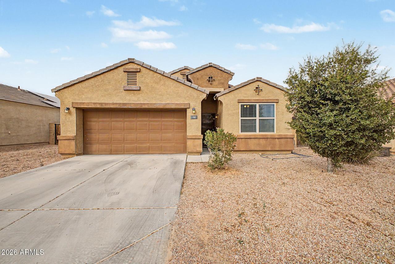 7087 S Blue Hills Dr., Buckeye, AZ 85326