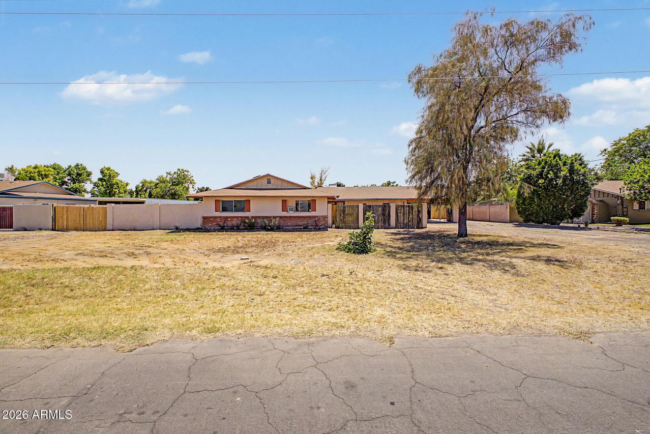 4611 W Monte Cristo Ave., Glendale, AZ 85306