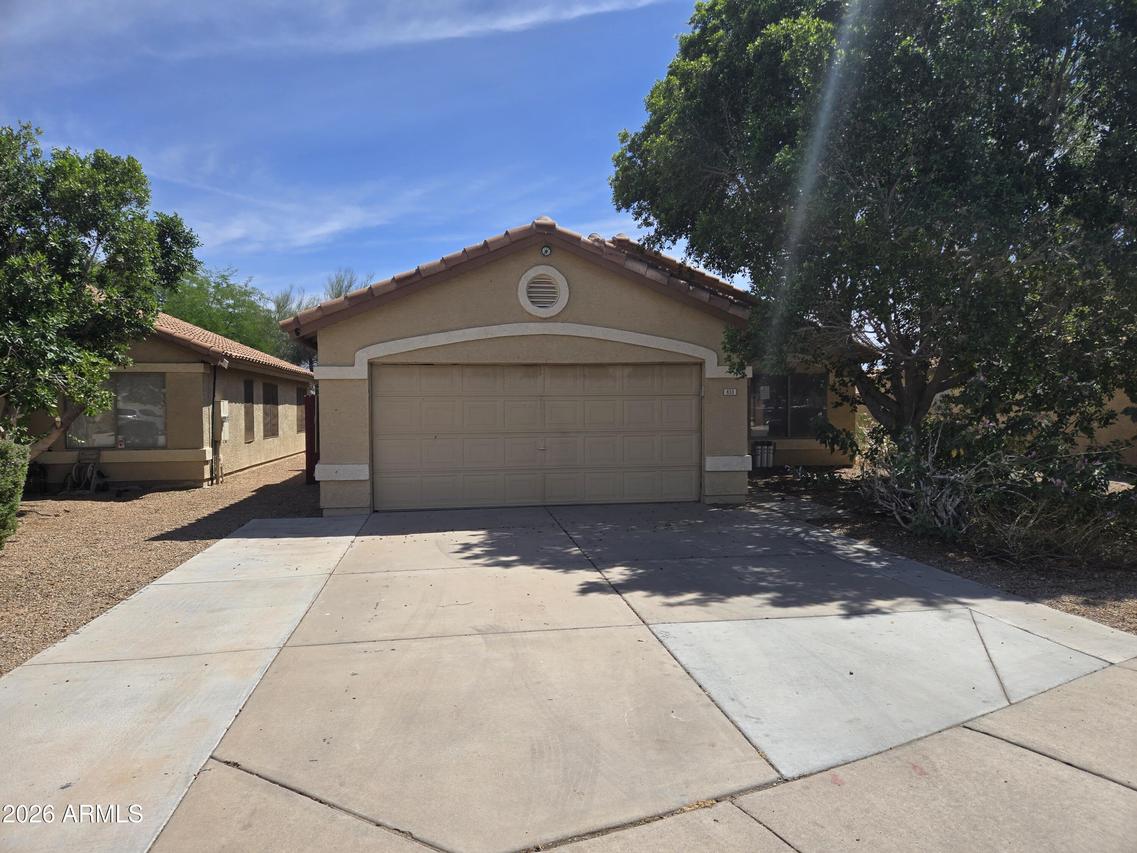 833 E Pima Ave., Apache Junction, AZ 85119