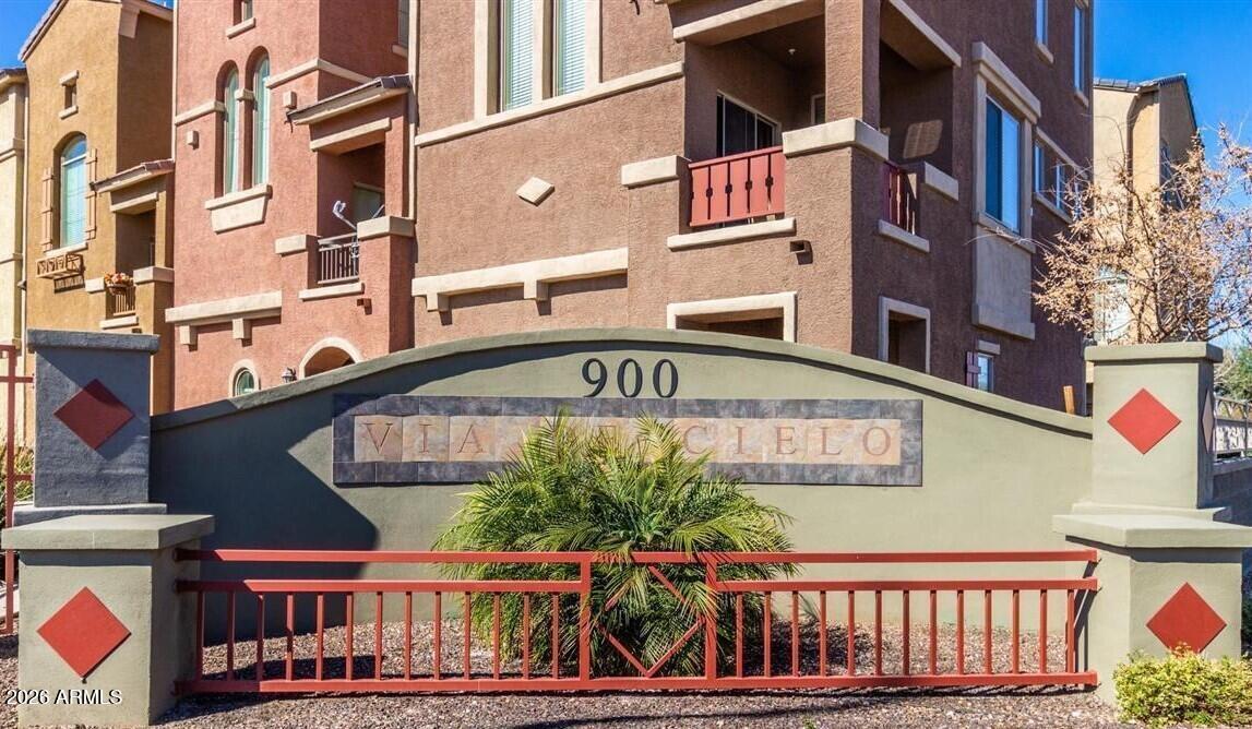 900 S 94th St. #Apt 1090, Chandler, AZ 85224