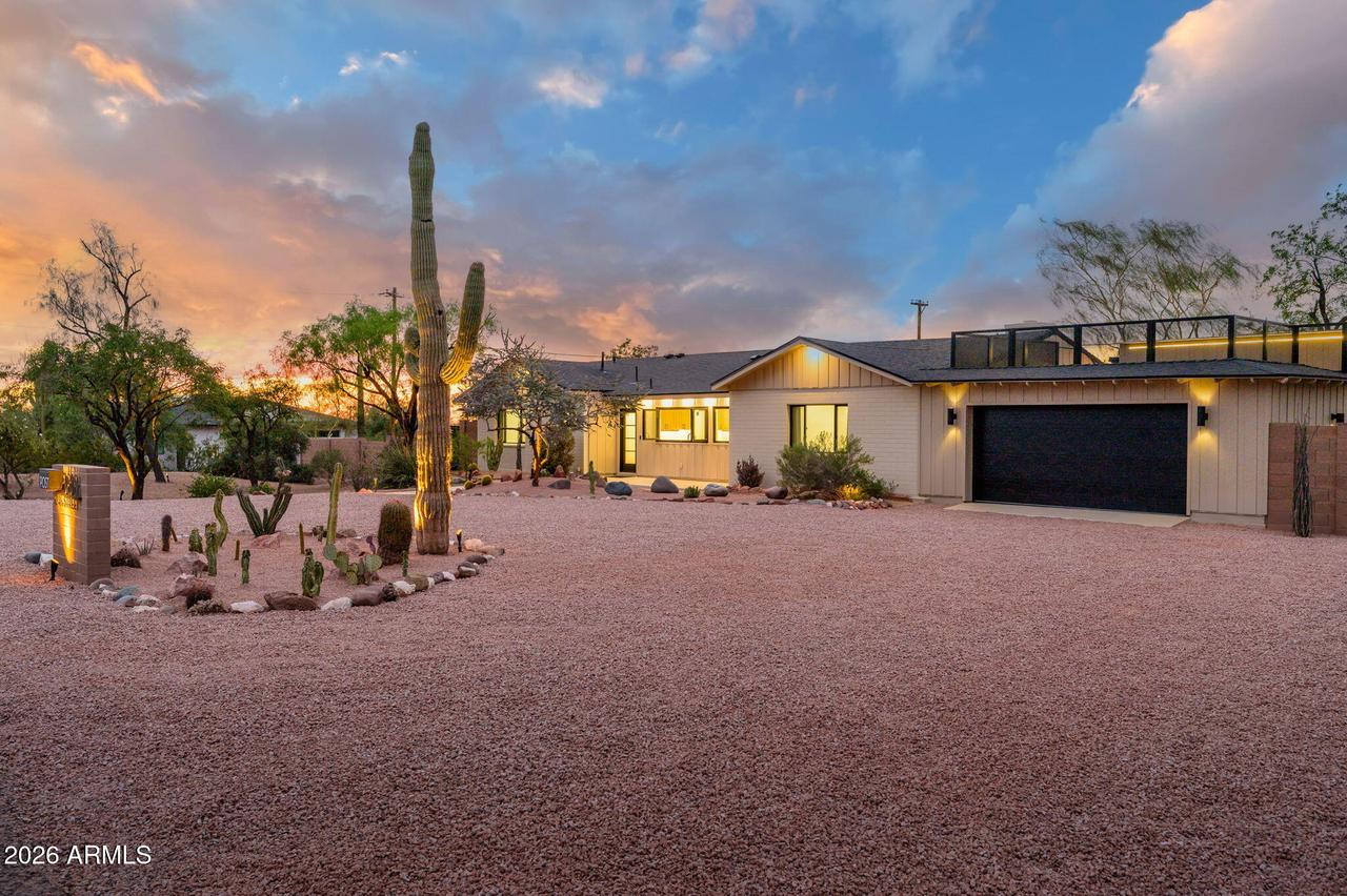 5818 E Oak St., Scottsdale, AZ 85257