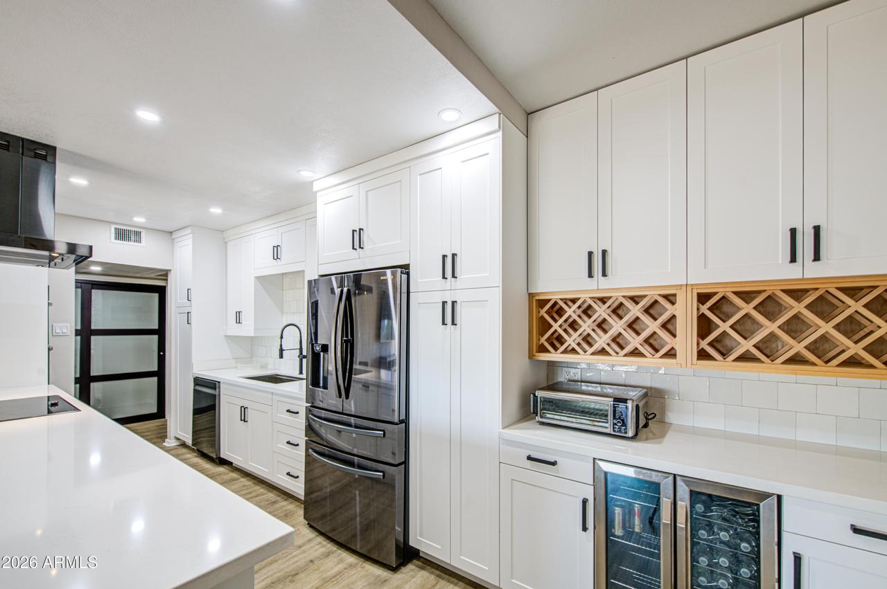 207 W Clarendon Ave. #14A, Phoenix, AZ 85013