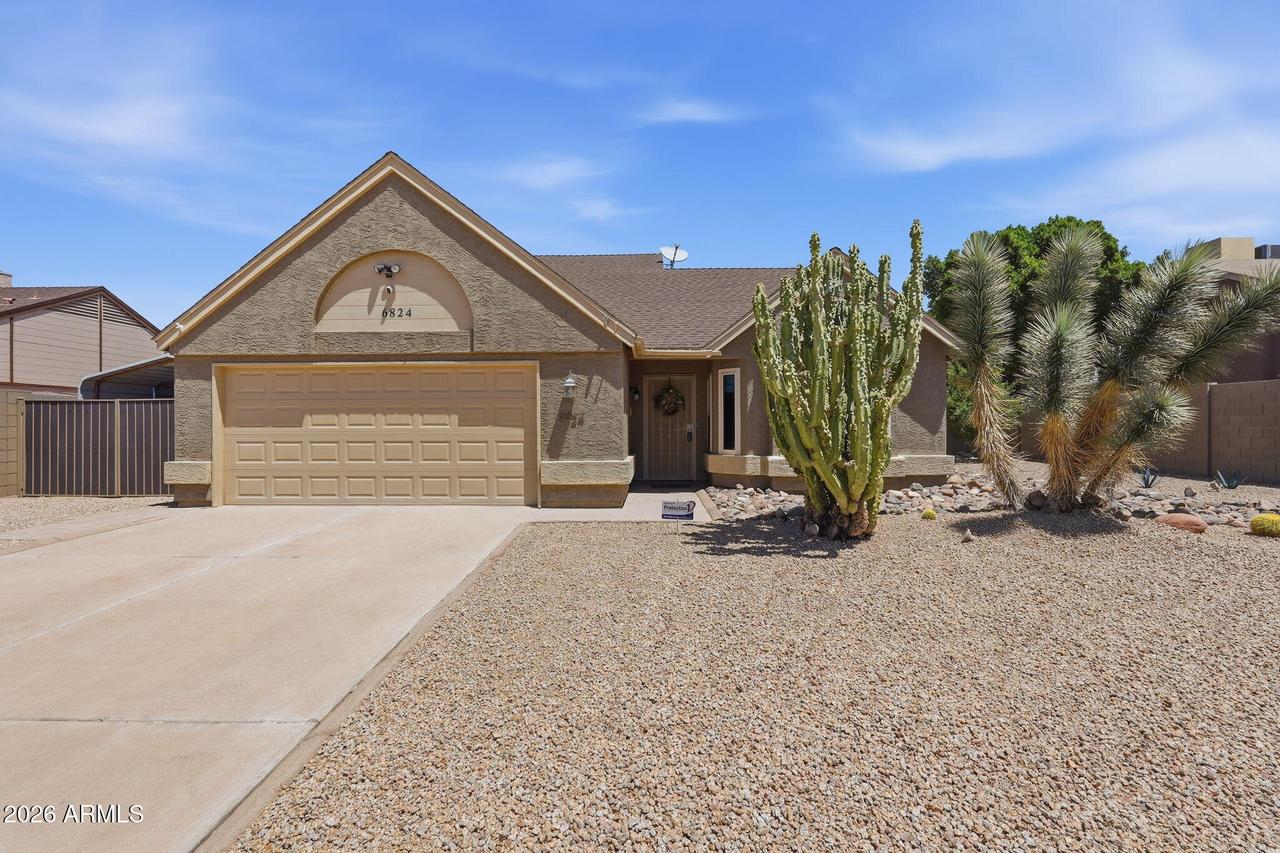 6824 W Cinnabar Ave., Peoria, AZ 85345