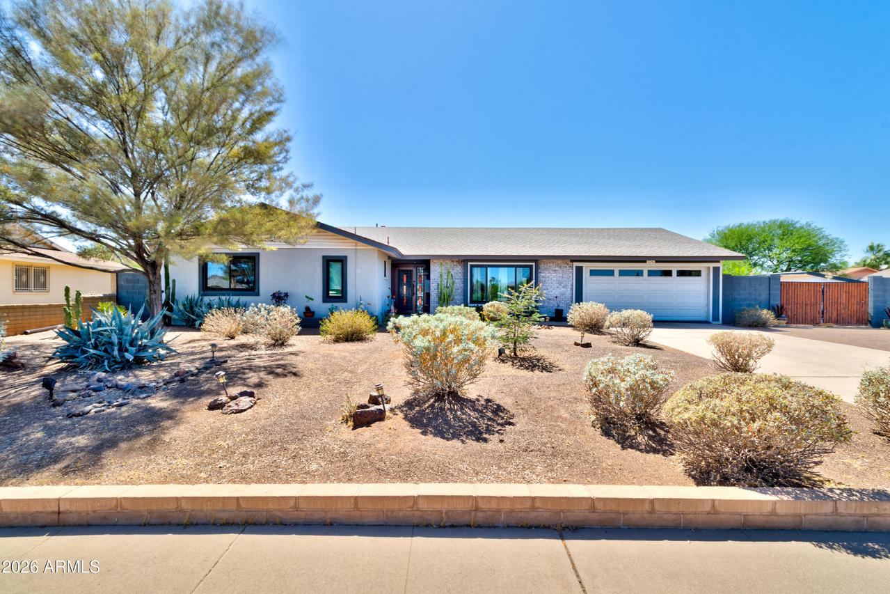 10042 N 28th St., Phoenix, AZ 85028