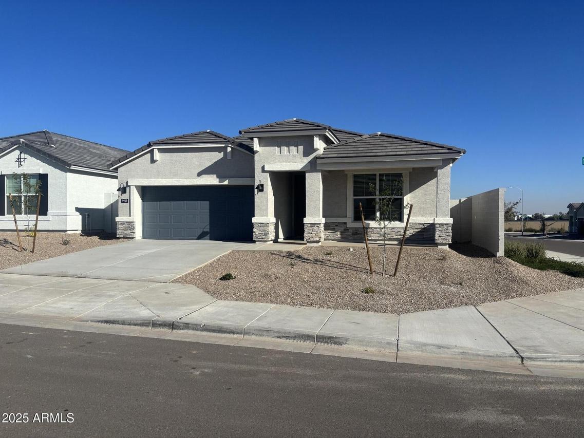 17665 W Onyx Ave., Waddell, AZ 85355