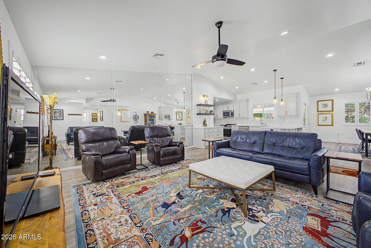 12925 W Seville Dr., Sun City West, AZ 85375