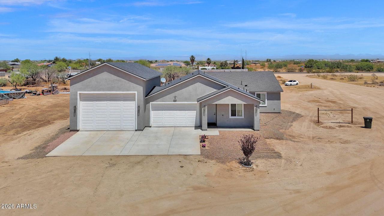 21028 N Denver Hill Dr., Wittmann, AZ 85361