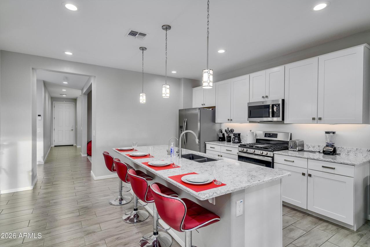 5562 N 198th Ave., Litchfield Park, AZ 85340