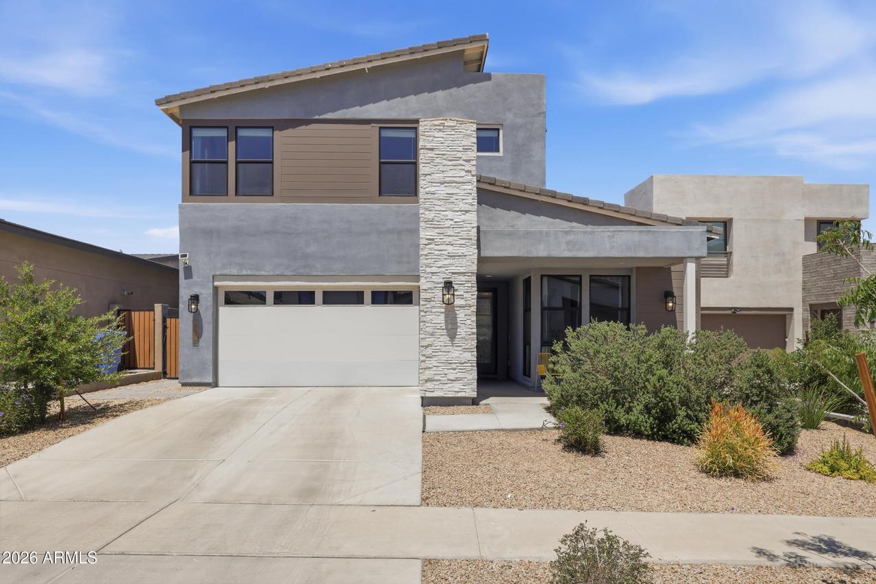 822 E Hopi Tr., Phoenix, AZ 85042