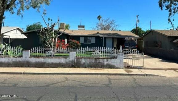2815 N 48th Ln., Phoenix, AZ 85035