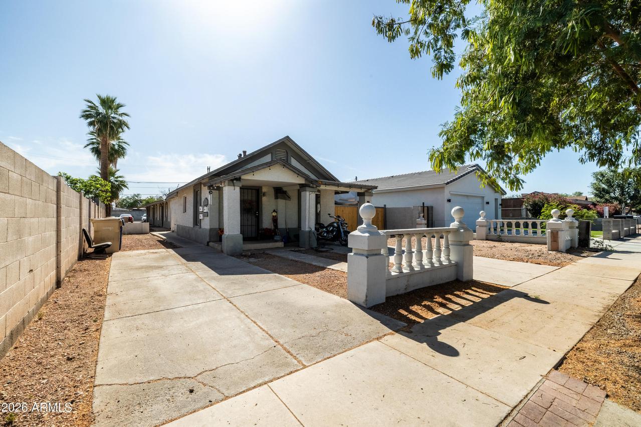 6739 N 61st Ave. #FRNT, Glendale, AZ 85301
